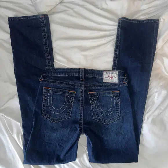 True Religion Becca Mid Rise Bootcut Jeans - Picture 2 of 7